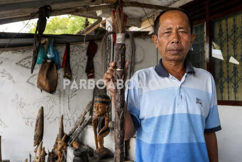 Kriya Pahatan Batak, dari Unsur Ritus menjadi Komoditas Industri Wisata