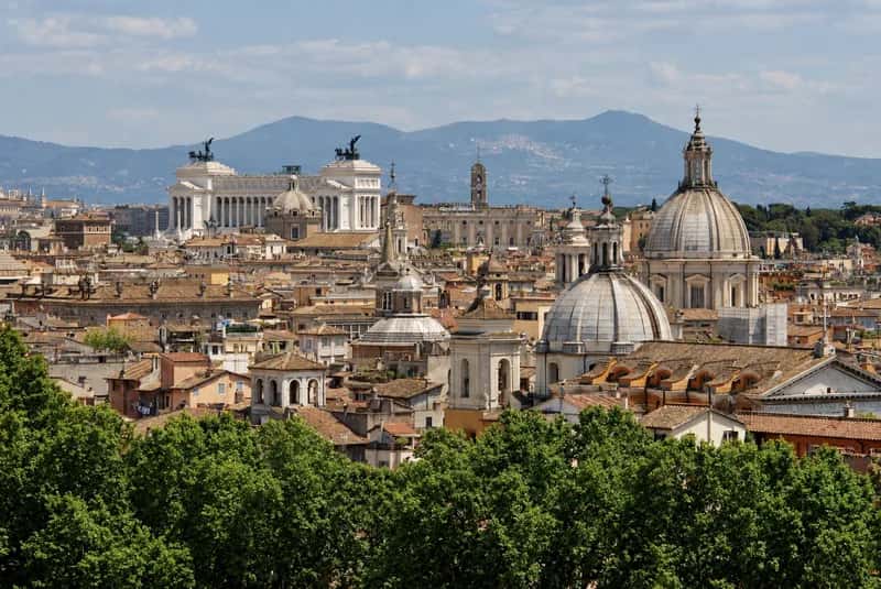 Kisah Dua Kota: London dan Roma