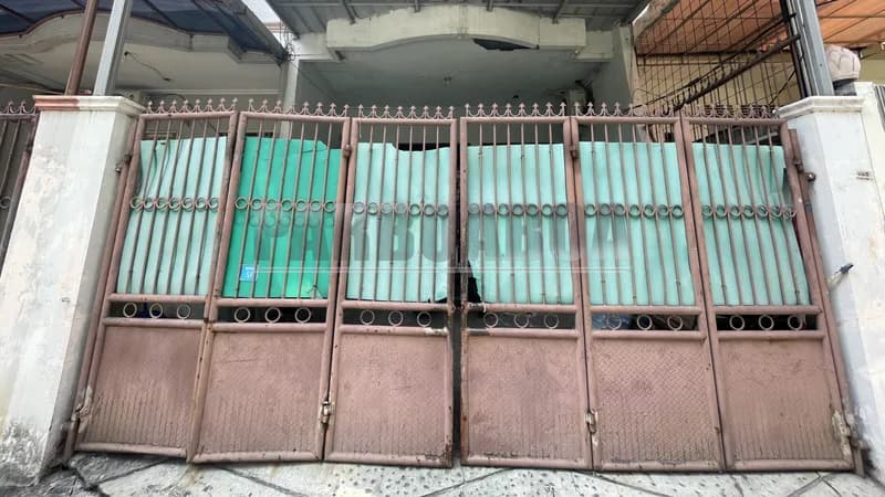 Kondisi bangunan yang diduga merupakan daycare Siti Asih (Foto: PARBOABOA/Defri Ngo)