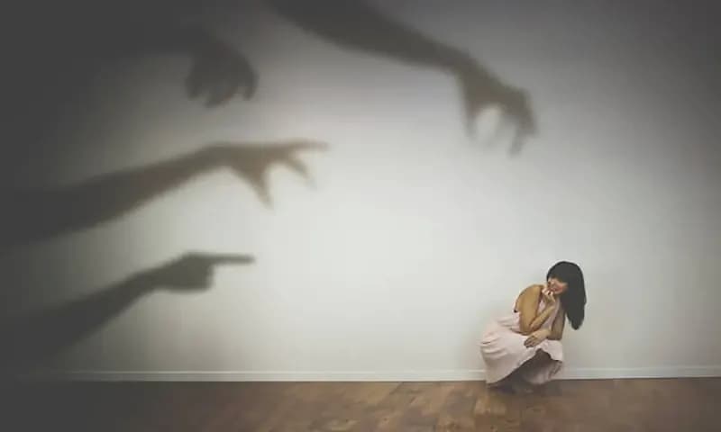 Ilustrasi kekerasan seksual terhadap anak perempuan (Foto: Unsplash)