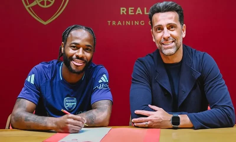 Dalam hiruk-pikuk deadline day bursa transfer Liga Inggris 2024, Arsenal mengejutkan banyak pihak dengan langkah berani mereka. The Gunners berhasil mengamankan jasa Raheem Sterling dari Chelsea dengan status pinjaman untuk satu musim. (Foto: Instagram/@a