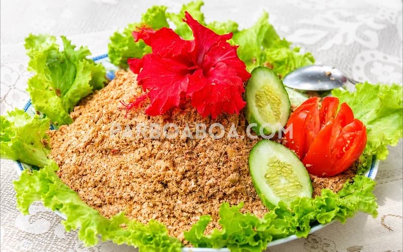 Nani Labar, makanan khas Simalungun dari ubi mentah dan daging cincang (Foto: dokumen Tobaria)