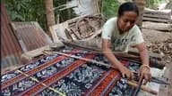 Peran Ganda Perempuan Penenun di Desa Sikka, NTT