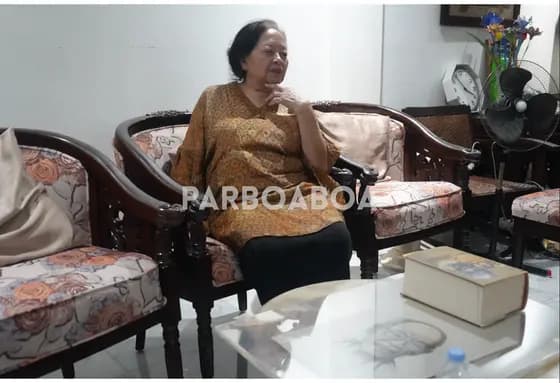 Mengabadikan Isi Kediaman Pramoedia Ananta Toer yang di Jalan Multi Karya II, Jakarta