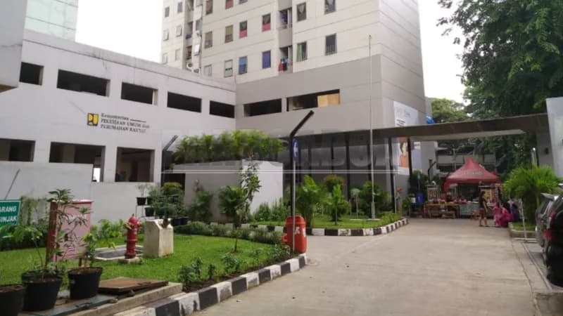 Rusunawa Jatinegara Barat dibangun Pemerintah Provinsi DKI Jakarta untuk menampung warga Kampung Pulo yang direlokasi dalam program normalisasi Sungai Ciliwung. (Foto: Dok.Pemprov DKI Jakarta).